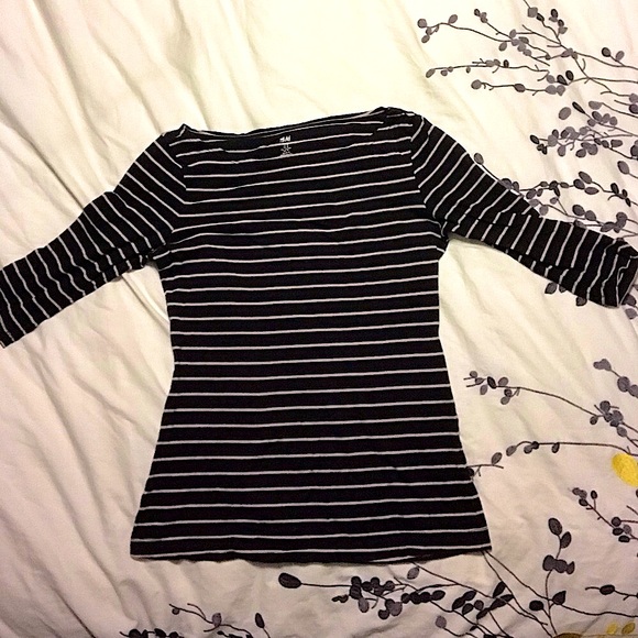 H&M Boatneck Black and Pink Striped Shirt - Picture 3 of 11